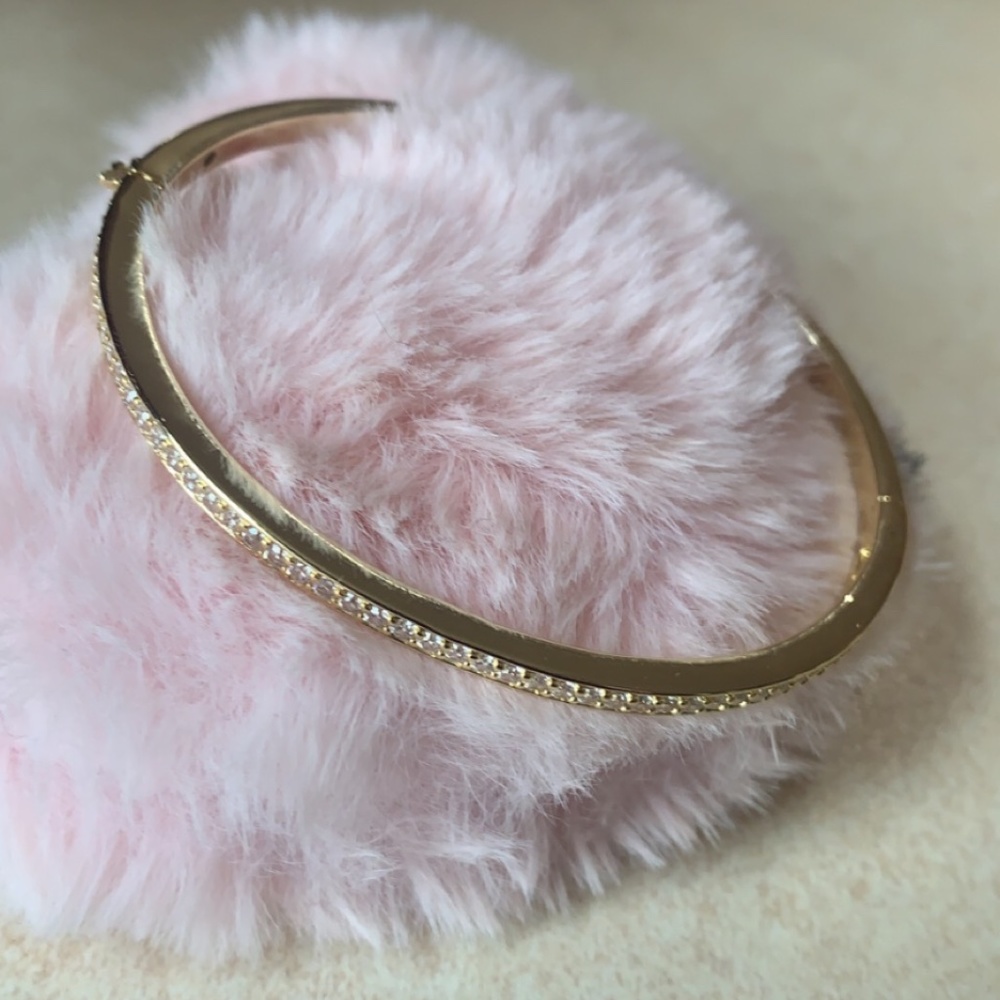 14k Gold Tennis Bangle Bracelet